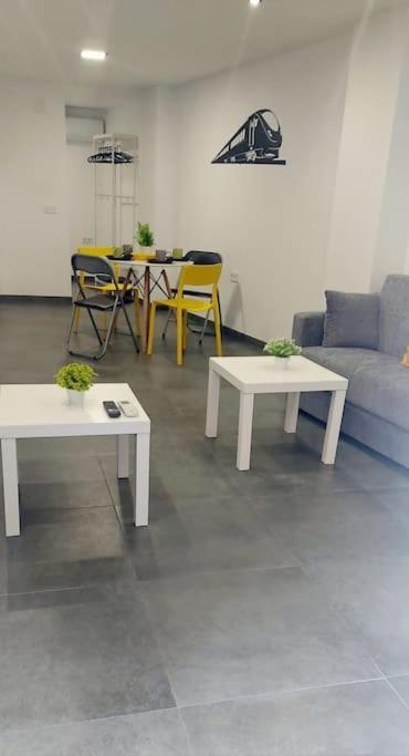 Loft Entero Centro อาลิกันเต ภายนอก รูปภาพ