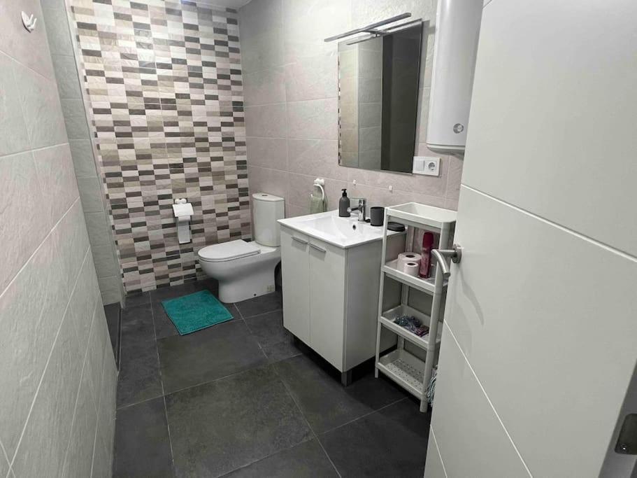 Loft Entero Centro อาลิกันเต ภายนอก รูปภาพ